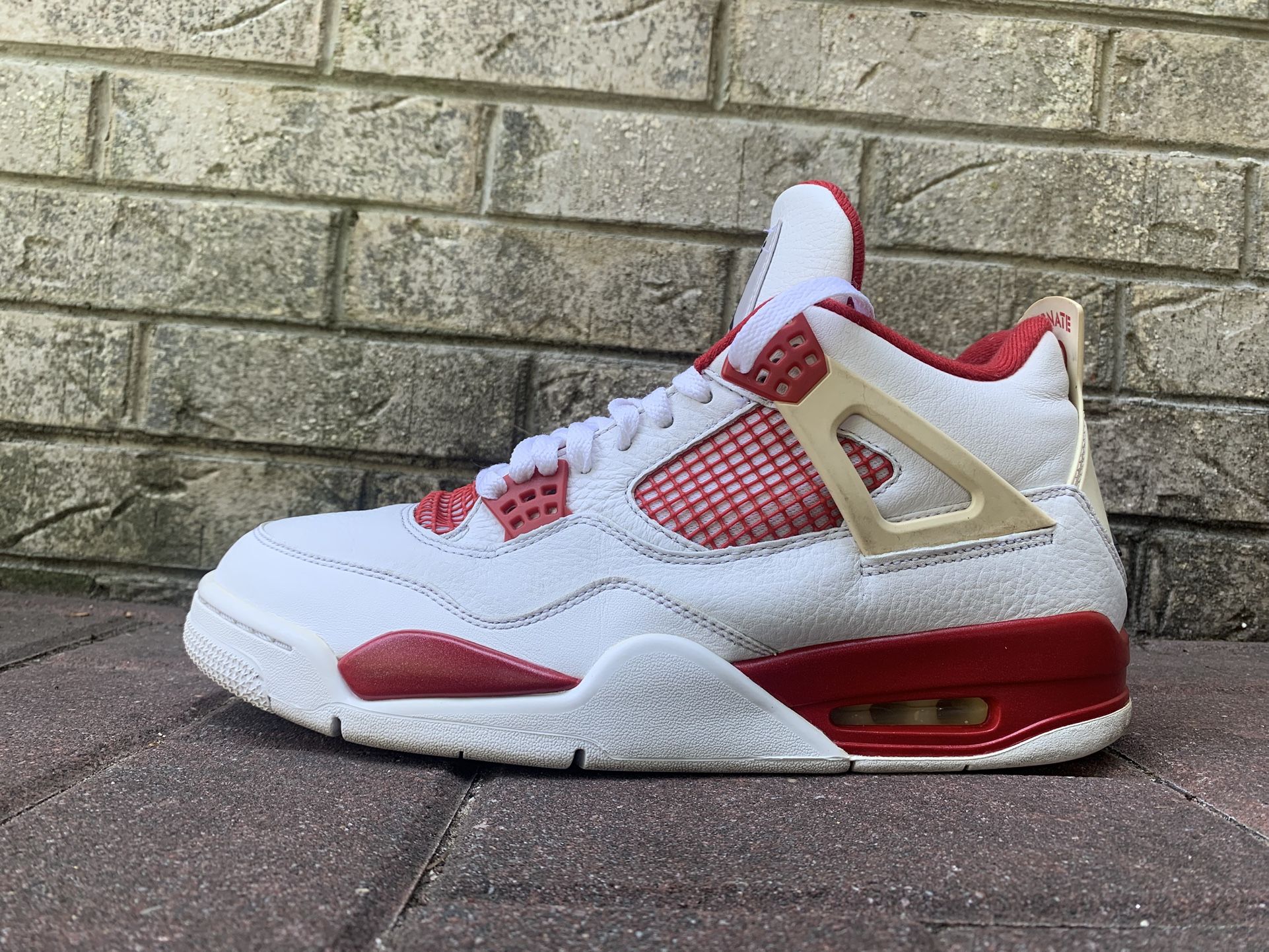 Air Jordan 4