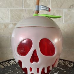 Poison Apple Sipper 