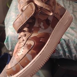 AF1 HIGH STRAP CAMO SIZE 8