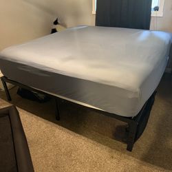 Metal Kind Size Bed frame 