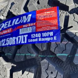 Set Of 4 MT Delium 37x12.50-17 $950 