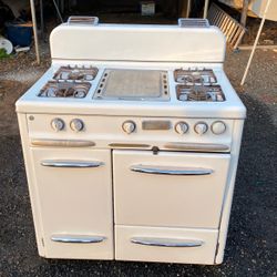 1950s Gaffers And Sattler Stove