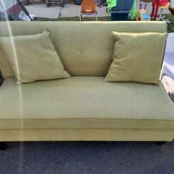 Green Futon
