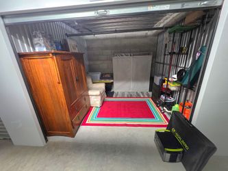 ENTIRE STORAGE UNIT FOR SALE!!!! MUST SELL ASAP!!!! MAKE ME AN OFFER AND PICK UP.