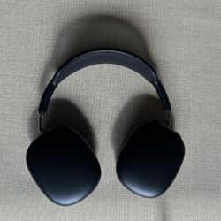 Apple AirPods Max 2025 - Mint Condition