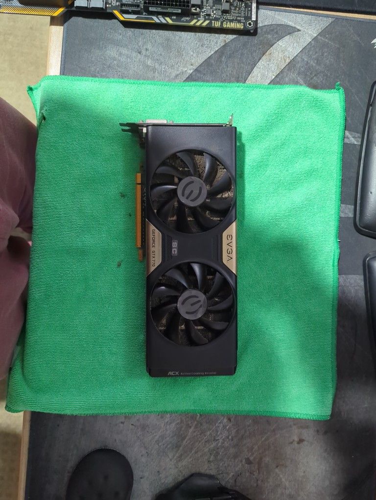 EVGA GeForce GTX 770 4GB Dual SC w/ EVGA ACC Cooler
