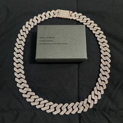 Cadena Rosa 