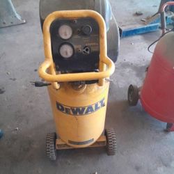 DeWalt Compressor