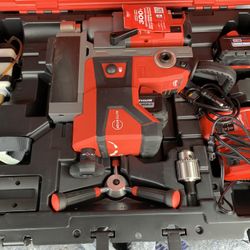 Milwaukee M18 FUEL 18V Lithium-Ion Brushless Cordless 1-1/2 in. Lineman Magnetic Drill High Demand Kit w/ Two 8.0Ah Batteries