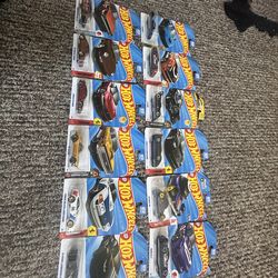 Hot wheels bundle of 12 cars