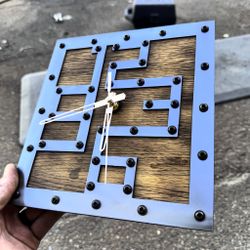 Custom handmade clock with CNC plasma table