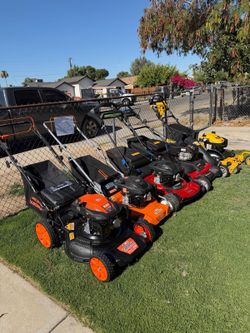 Machines of all brands—200, 300, 1000—at all price points and specifications. maquina de todasarcas de 200,300,1000, de todos presio y carcas
