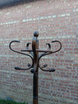 Vintage bentwood coat tree and hall tree Stand