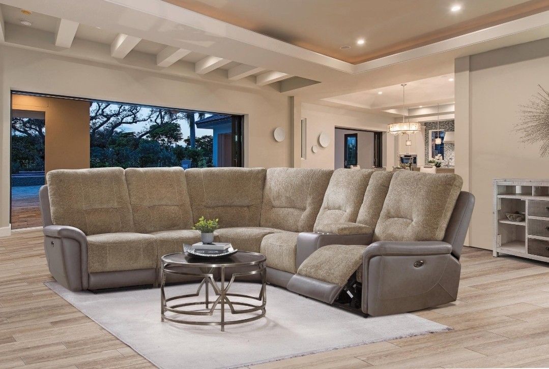 Brand New! 6pc Power Motion Sectional😍/  Take it home with only$39down/ Hablamos Español Y Ofrecemos Financiamiento 🙋🏻‍♂️ 