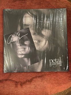 SIGNED Ariana Grande Petal Translucent Pearly White LP w/SILVER Full Signature