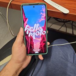 Moto Edge 2024 Like New