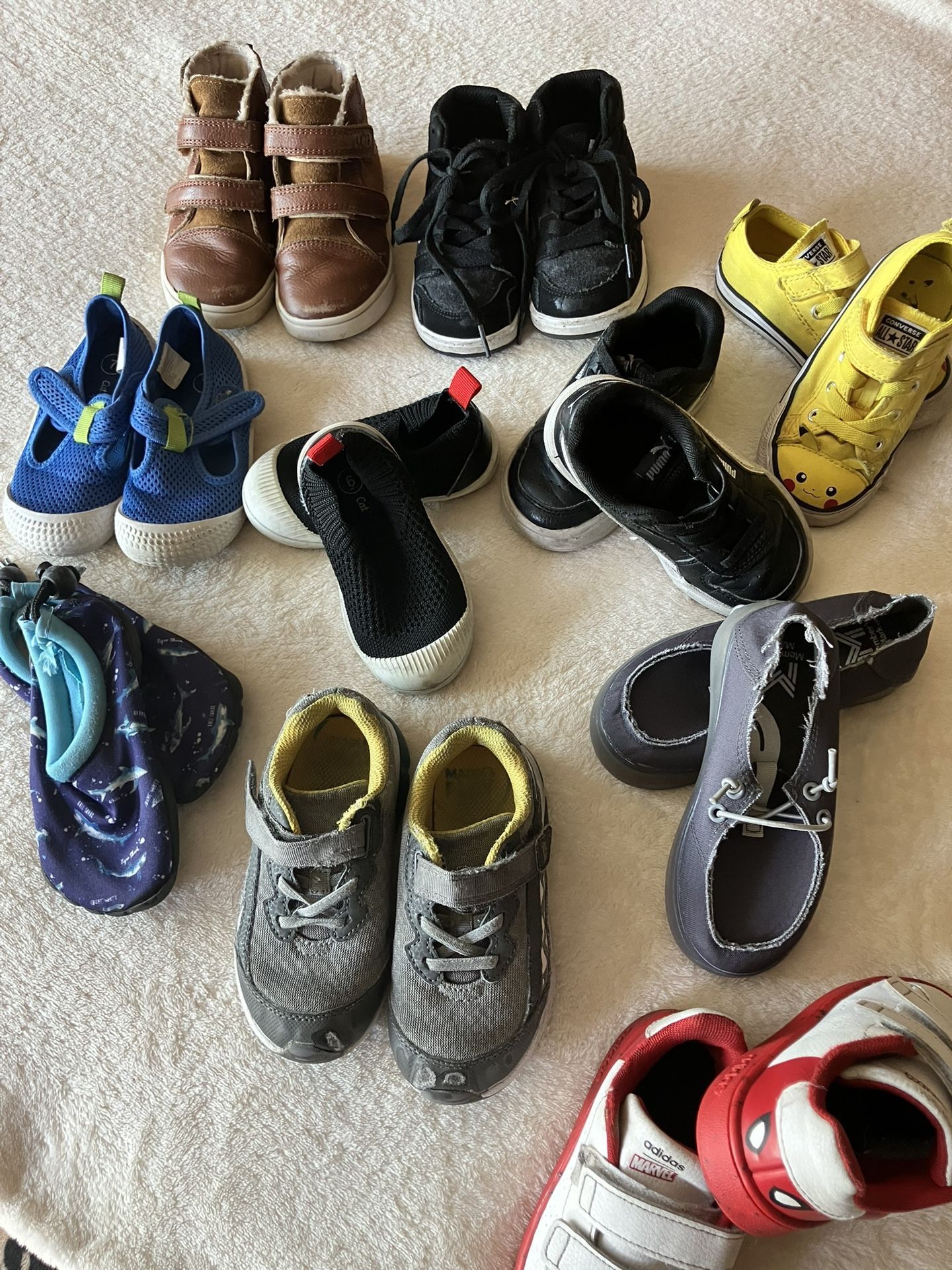 Boys Shoes Sizes 6-9 C 10 Pairs + 2 Hats Toddlers