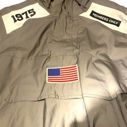 Members Only Sport Jacket Size Medium Pullover Reflective Space Suit 1975 Logo