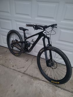 Giant trance x advanced carbon pro 1 mtb