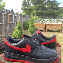 Nike Air Force 1 Bred 