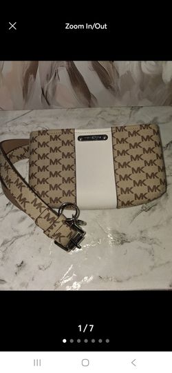 Michael Kors Signature fanny pack