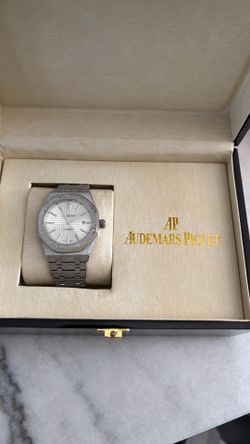 AP men’s watch