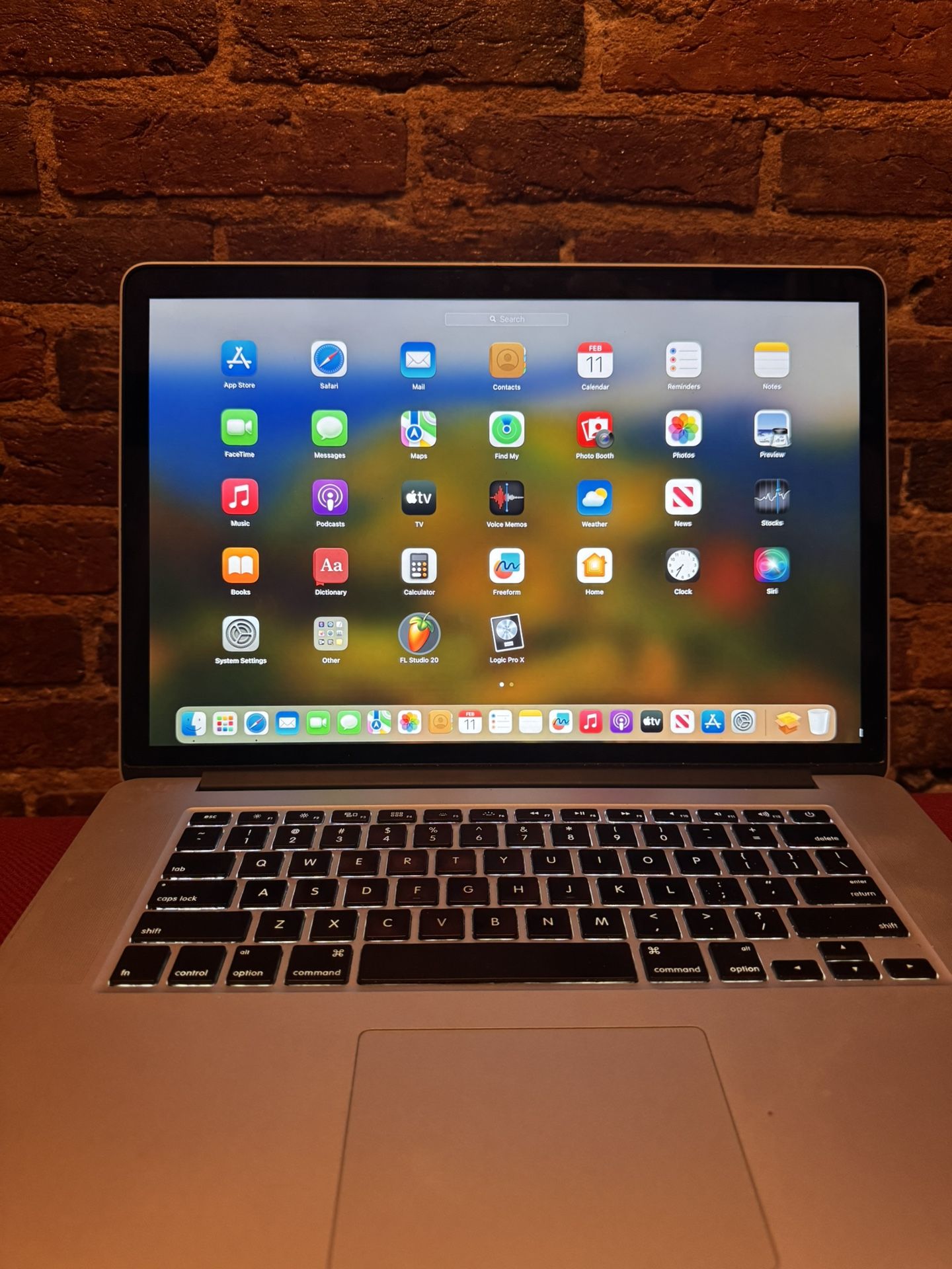 15 Inch Macbook Pro Workstation