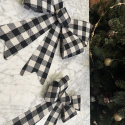 Christmas Holiday Decor, Plaid & Burlap Bows