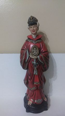 Statue