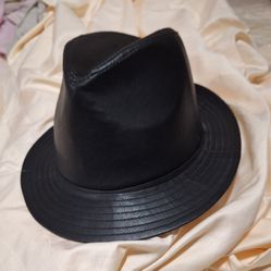 MEN FEDORA BLACK HAT PLEATHER 