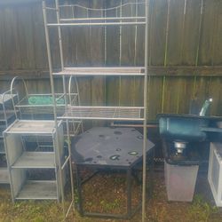 Metal Shelf With 3 Shelves For The Bathroom 