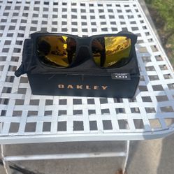 Holbrook Oakley Sunglasses