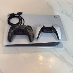 PS5 With Two Controllers Disk Version 