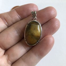 New Pendant ,Agate (Aqeeq Sulemani)hand Made Sterling Silver Pendant . Please Look At My Profile To See All Items 