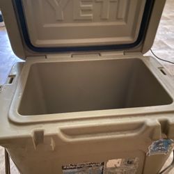  medium Size Used Yeti Cooler 