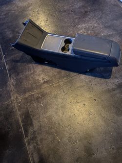 Model Y/3 Center Console 2.0