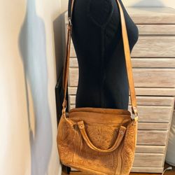 👜 Beautiful Collection of Unique Handbags & Wallet – Starting at $5