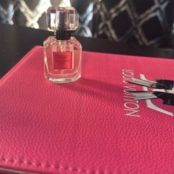 Victoria Secret Bombshell