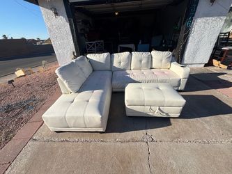 Sectional couch set,can Deliver