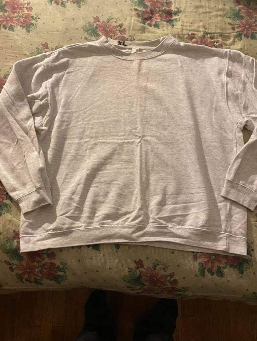 Men’s Medium Sweat Shirt