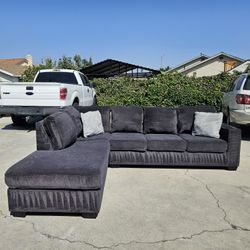 Charcoal Gray Sectional Sofa 💥 Free Delivery 💥 