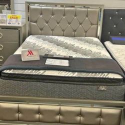 *Summer Closeout Sale!!!*---Stylish Jasmine Queen/King Bedroom Sets---From $699!!!---Delivery And Financing🤭