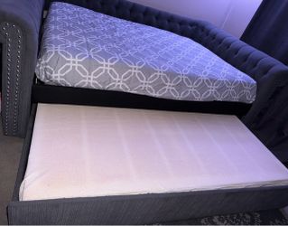 Gray Full size bed with trundle