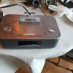 Docking System For iPad, iPhone, and ipod