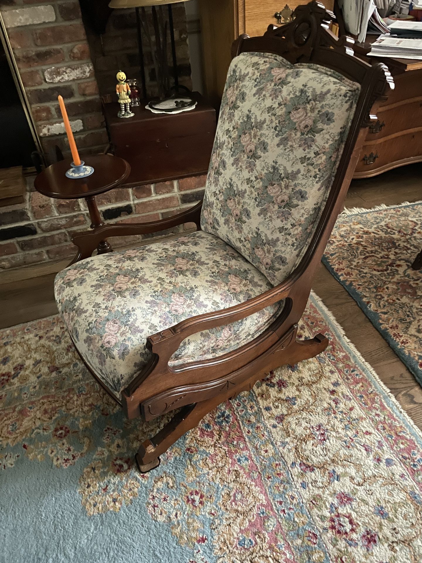 Victorian Sofa And Rocker