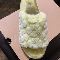 Ugg Slides