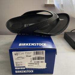 Brand New Birkenstock Honolulu Flip Flops