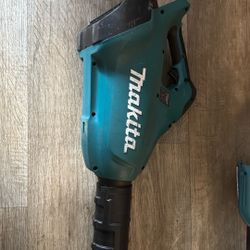 Makita XBU02Z