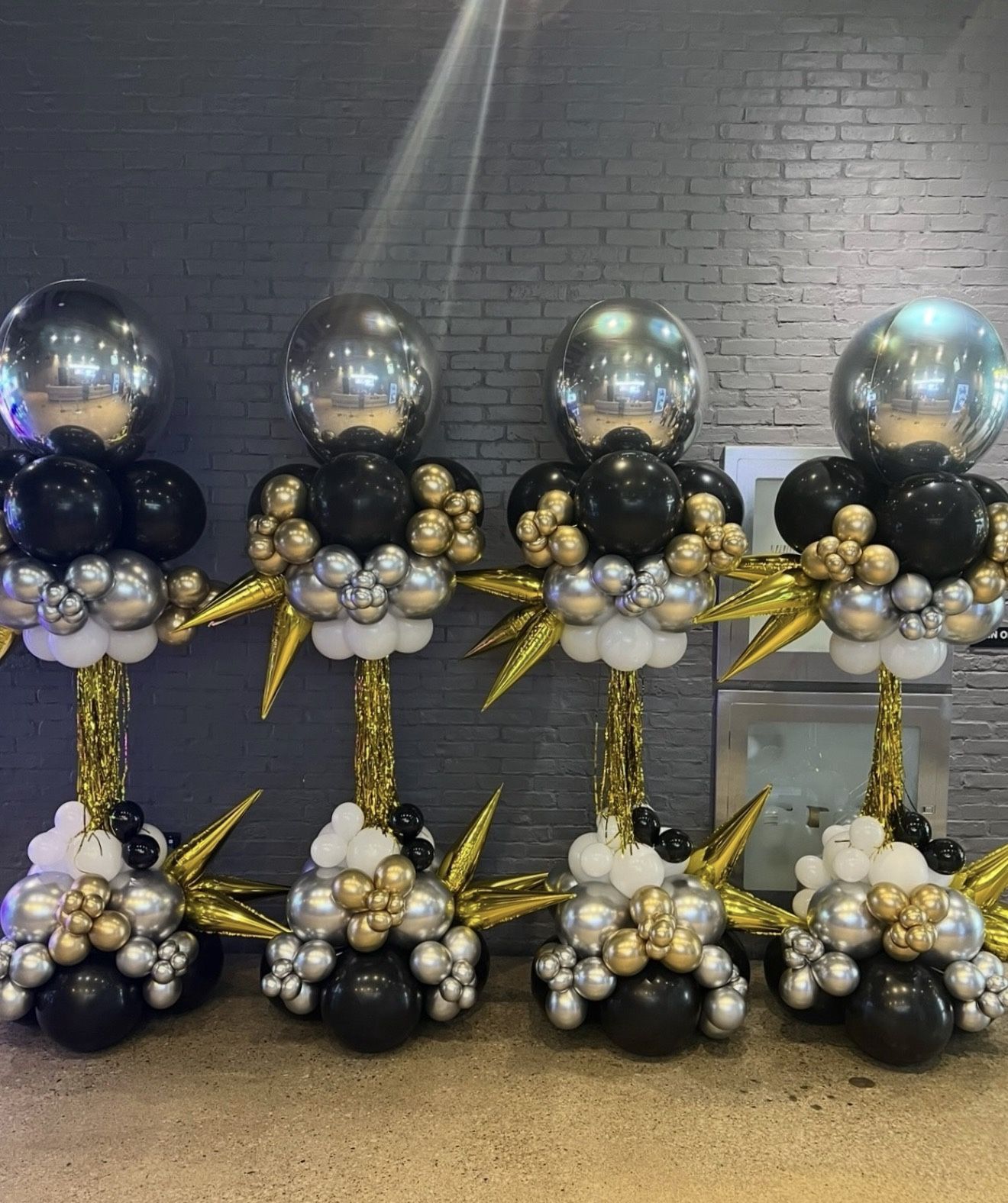 Columns Balloons New Year