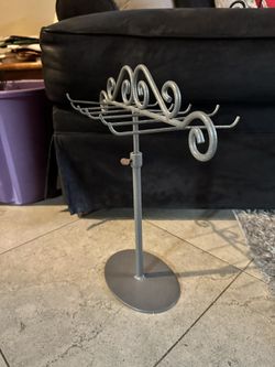 Jewelry Display - Metal